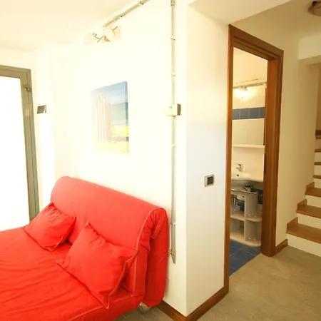 Apartment Cucirini *